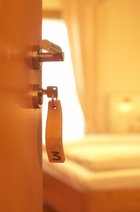 Landhotel Haringerhof mit Saunawelt und Naturbadeteich Grafenhausen Zimmer foto