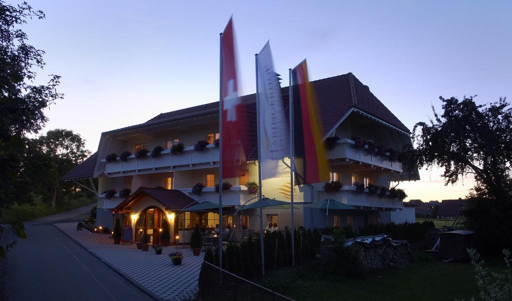 Landhotel Haringerhof mit Saunawelt und Naturbadeteich Grafenhausen Exterior foto